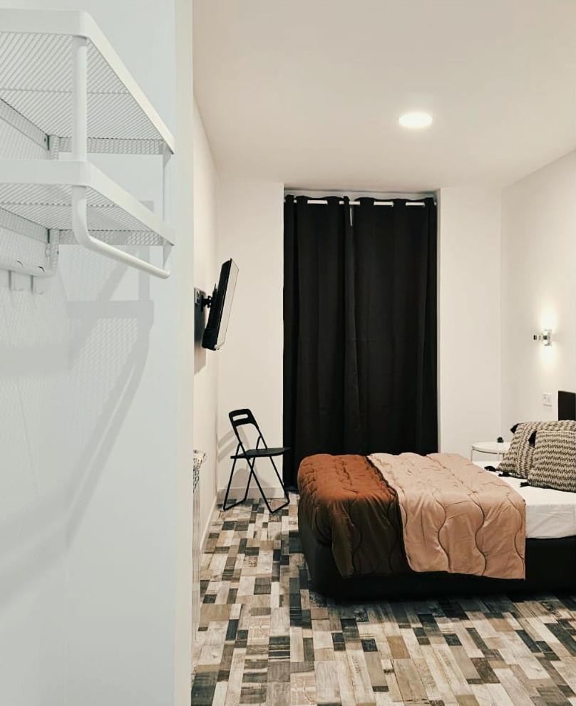 מדריד Hostal Andrea Granvia מראה חיצוני תמונה