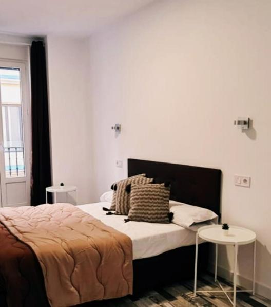 מדריד Hostal Andrea Granvia מראה חיצוני תמונה